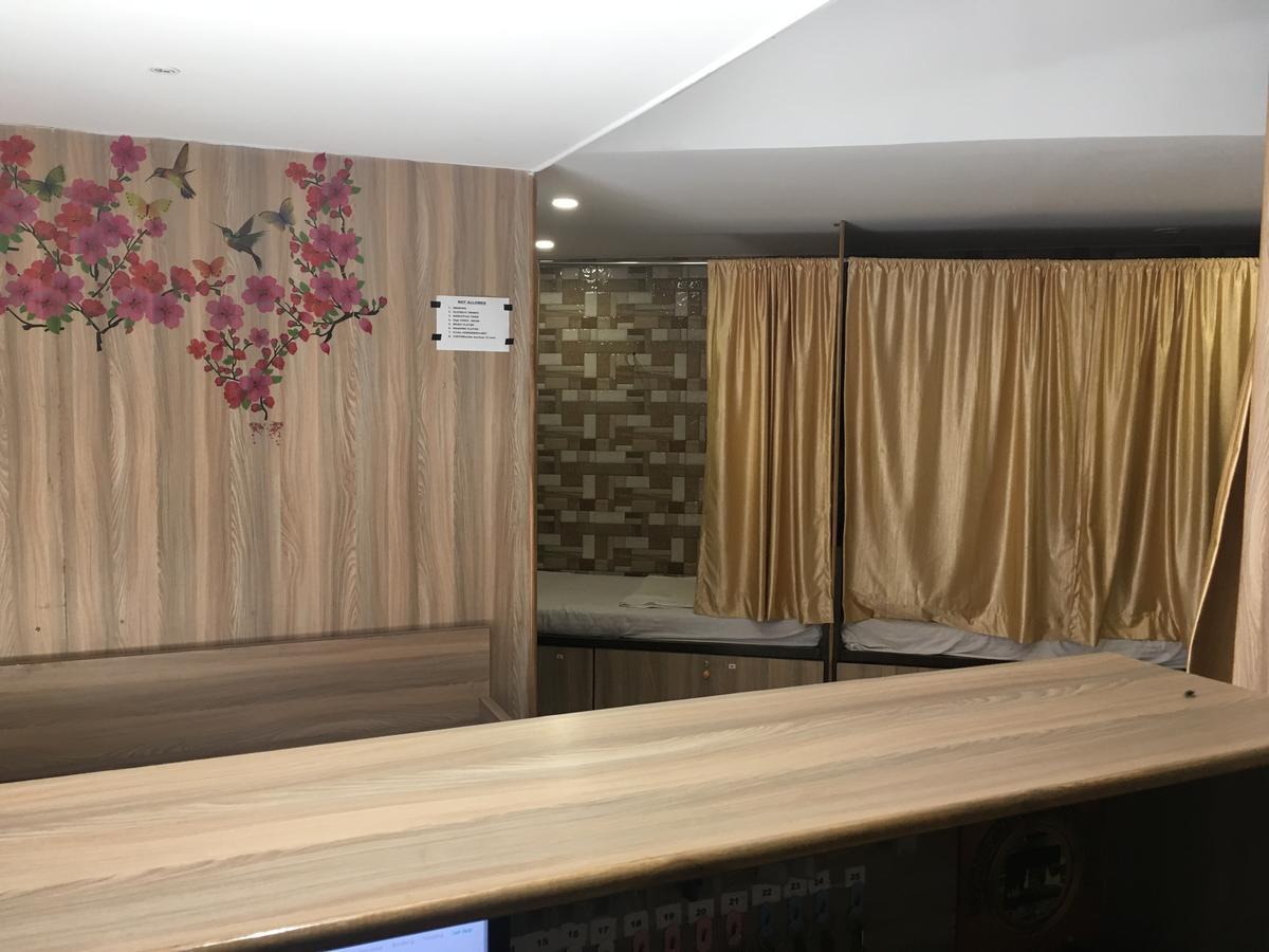 golden dormitory Bombay Exterior foto